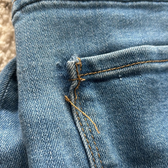 BDG Twig Super High Rise Jeans 27W Light Blue - Picture 8 of 10